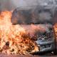 Кузнец спалил два автомобиля своего бизнес-партнера в новогоднюю ночь