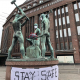 В столице Финляндии за борьбу с коронавирусом взялись кузнецы